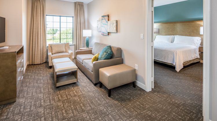Staybridge Suites Florence Suite