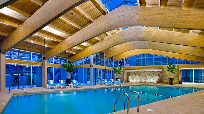 <b>Crowne Plaza Glen Ellyn-Lombard-Downers Pool</b>. Images powered by <a href="https://www.leonardoworldwide.com/" title="Leonardo Worldwide" target="_blank">Leonardo</a>.
