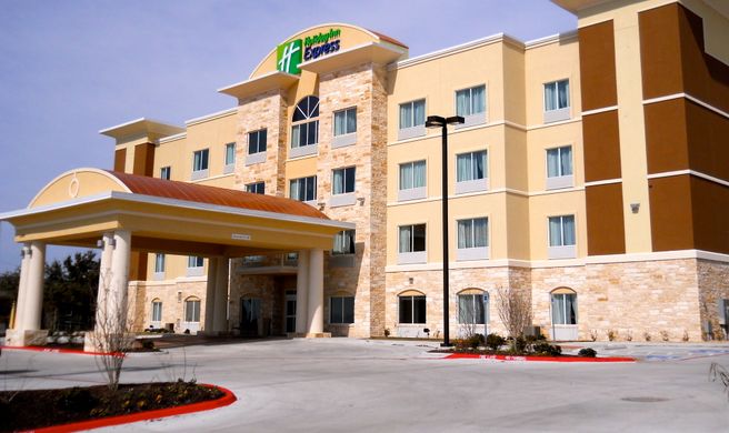 Holiday Inn Express & Sts Temple Med Ctr Exterior