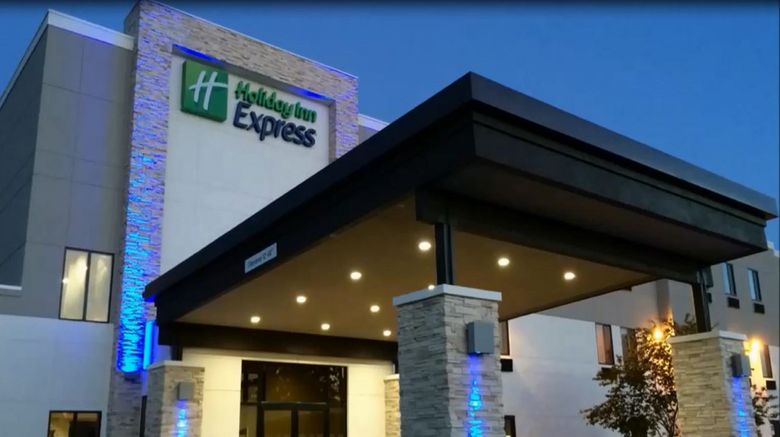 <b>Holiday Inn Express & Suites Blackwell Exterior</b>. Images powered by <a href="https://www.leonardoworldwide.com/" title="Leonardo Worldwide" target="_blank">Leonardo</a>.