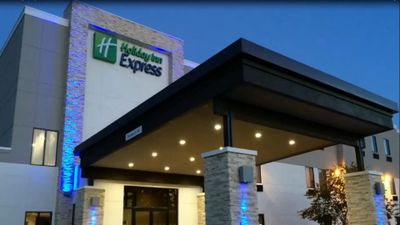 Holiday Inn Express & Suites Blackwell