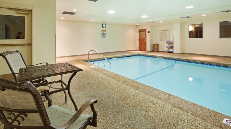 Holiday Inn Express Pool