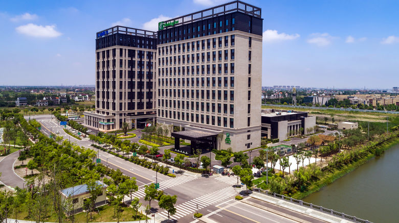 <b>Crowne Plaza Shanghai Jinshan Exterior</b>. Images powered by <a href="https://www.leonardoworldwide.com/" title="Leonardo Worldwide" target="_blank">Leonardo</a>.