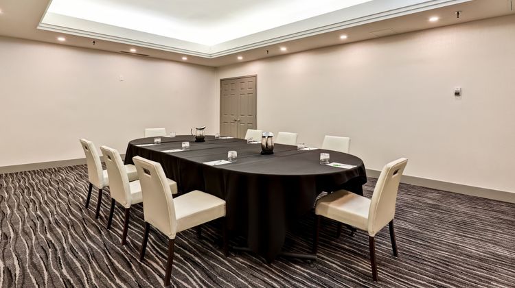 Holiday Inn Downtown Parliament Hill Meeting