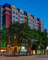Holiday Inn Downtown Parliament Hill
