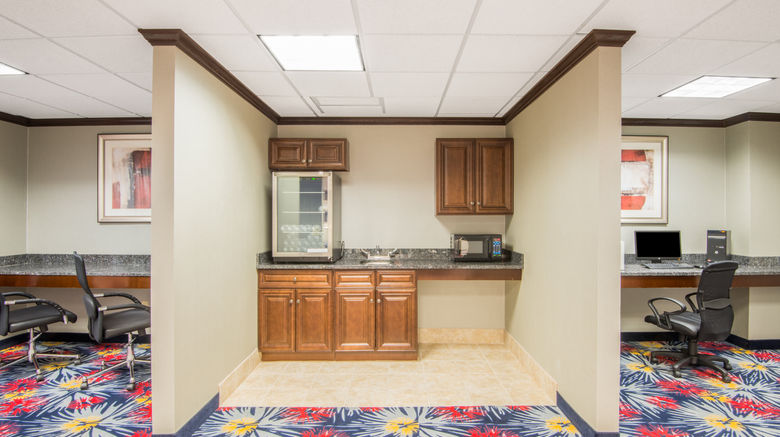 <b>Holiday Inn Express Brook Park Restaurant</b>. Images powered by <a href="https://www.leonardoworldwide.com/" title="Leonardo Worldwide" target="_blank">Leonardo</a>.