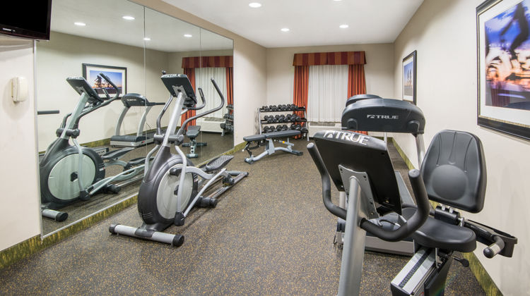 Holiday Inn Express Brook Park Health Club