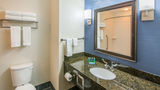 Holiday Inn Express Brook Park Room