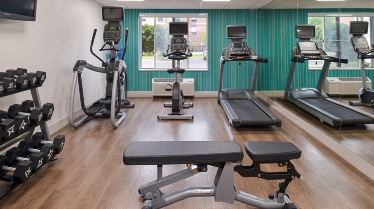 Holiday Inn Express Wixom Health Club