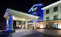 Holiday Inn Express Hotel & Suites