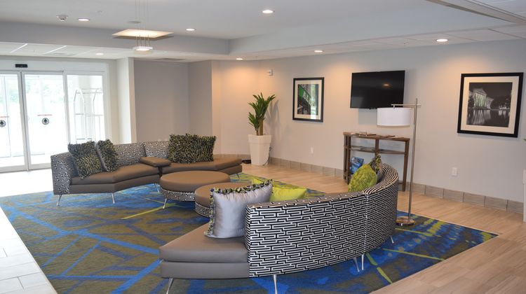 Candlewood Suites Nashville - Metro Ctr Lobby