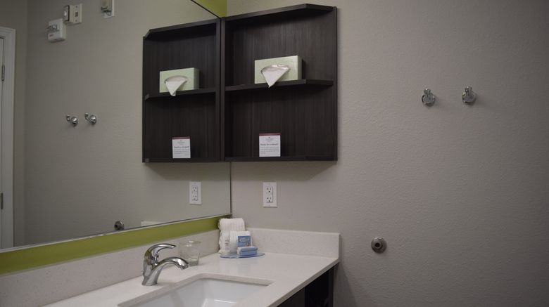 <b>Candlewood Suites Nashville - Metro Ctr Room</b>. Images powered by <a href="https://www.leonardoworldwide.com/" title="Leonardo Worldwide" target="_blank">Leonardo</a>.