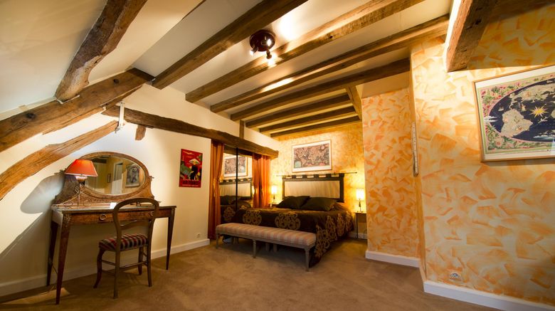<b>Hotel Tour d'Auvergne Room</b>. Images powered by <a href="https://www.leonardoworldwide.com/" title="Leonardo Worldwide" target="_blank">Leonardo</a>.