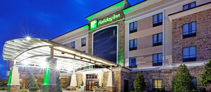 Holiday Inn Arlington-Northeast Exterior
