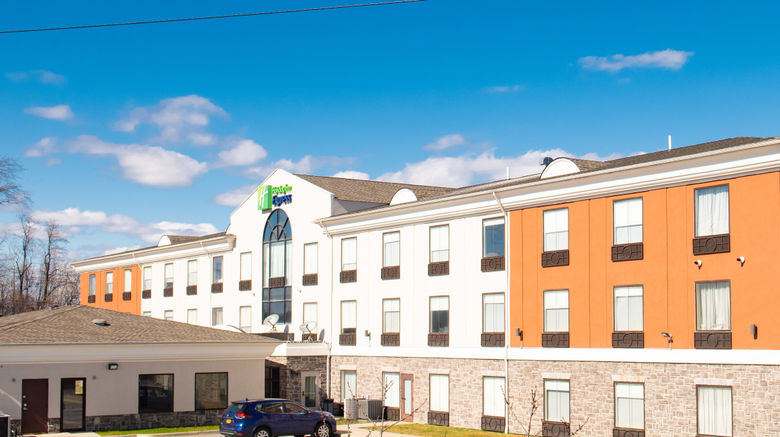 <b>Holiday Inn Express Hotel & Suites Exterior</b>. Images powered by <a href="https://www.leonardoworldwide.com/" title="Leonardo Worldwide" target="_blank">Leonardo</a>.