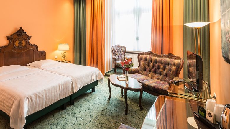 <b>Hotel Palmenhof Room</b>. Images powered by <a href="https://www.leonardoworldwide.com/" title="Leonardo Worldwide" target="_blank">Leonardo</a>.