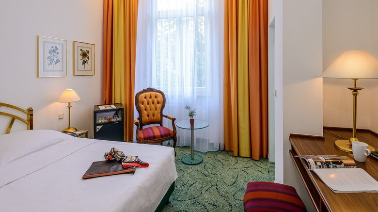 <b>Hotel Palmenhof Room</b>. Images powered by <a href="https://www.leonardoworldwide.com/" title="Leonardo Worldwide" target="_blank">Leonardo</a>.