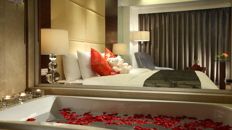 <b>Crowne Plaza International Airport Room</b>. Images powered by <a href="https://www.leonardoworldwide.com/" title="Leonardo Worldwide" target="_blank">Leonardo</a>.
