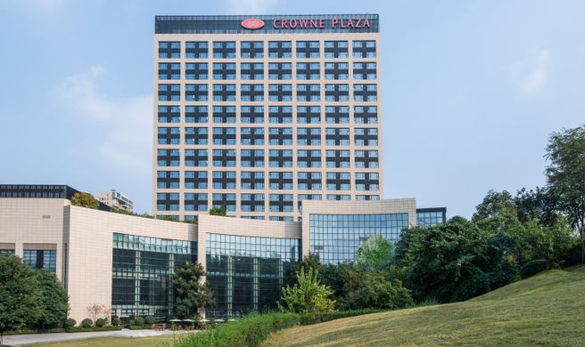 Crowne Plaza Chengdu Panda Garden Exterior