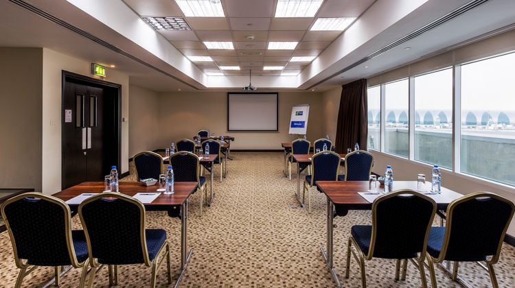 Dubai International Hotel Meeting