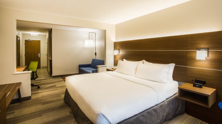 Holiday Inn Express & Suites Cedar City Suite
