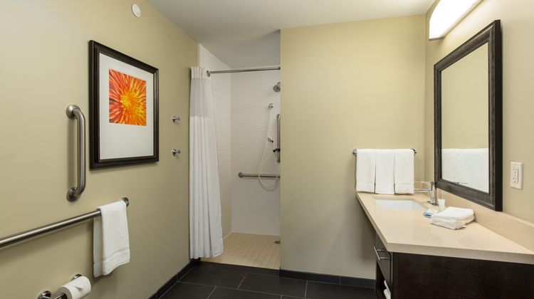 Staybridge Suites Columbus Room