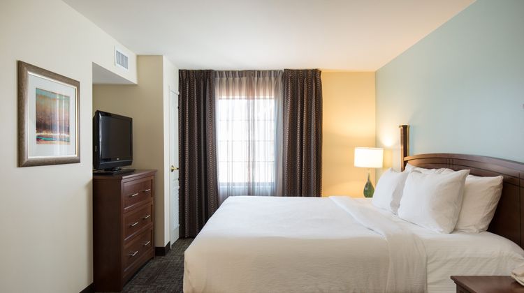 Staybridge Suites Columbus Room