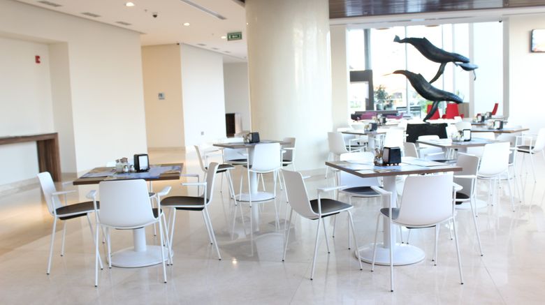 <b>Holiday Inn Express Puerto Vallarta Restaurant</b>. Images powered by <a href="https://www.leonardoworldwide.com/" title="Leonardo Worldwide" target="_blank">Leonardo</a>.