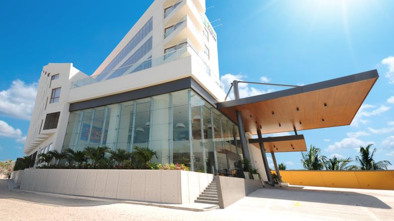 <b>Holiday Inn Express Puerto Vallarta Exterior</b>. Images powered by <a href="https://www.leonardoworldwide.com/" title="Leonardo Worldwide" target="_blank">Leonardo</a>.