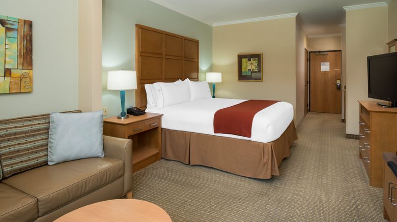 <b>Holiday Inn Express Hotel & Suites Suite</b>. Images powered by <a href="https://www.leonardoworldwide.com/" title="Leonardo Worldwide" target="_blank">Leonardo</a>.