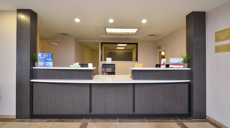 <b>Candlewood Suites Harrisburg Hershey Lobby</b>. Images powered by <a href="https://www.leonardoworldwide.com/" title="Leonardo Worldwide" target="_blank">Leonardo</a>.