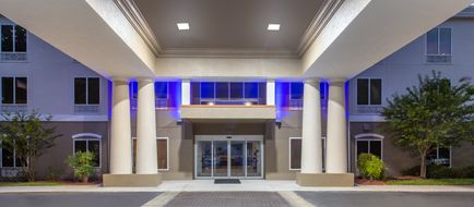 Holiday Inn Express Silver Springs-Ocala Exterior