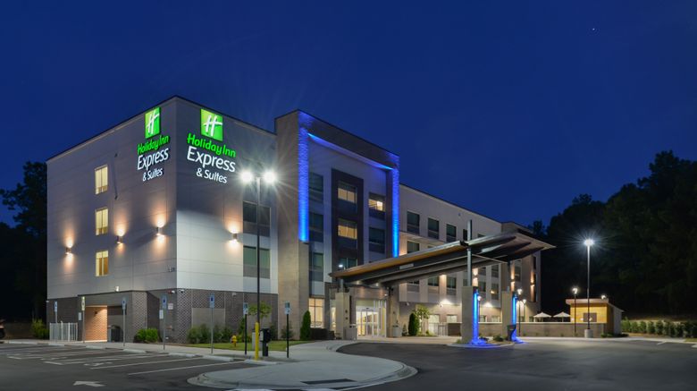 <b>Holiday Inn Express & Suites Charlotte Exterior</b>. Images powered by <a href="https://www.leonardoworldwide.com/" title="Leonardo Worldwide" target="_blank">Leonardo</a>.