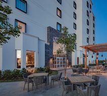 Staybridge Suites Silao Lobby