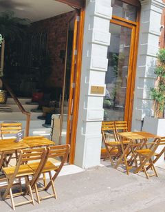 The Cow Hollow Hotel