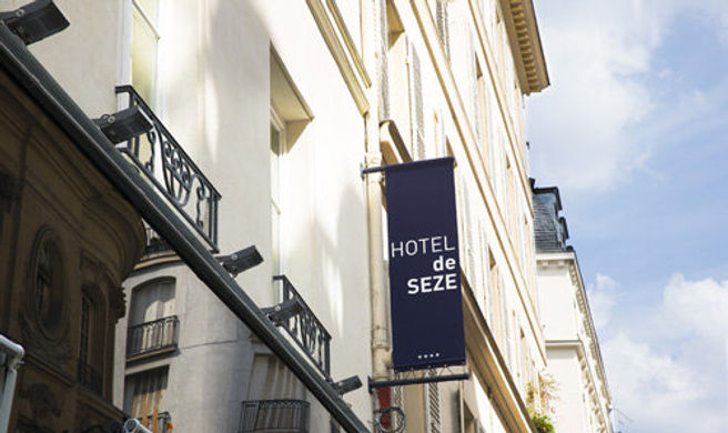 Hotel De Seze Exterior