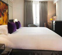 Hotel De Seze Room