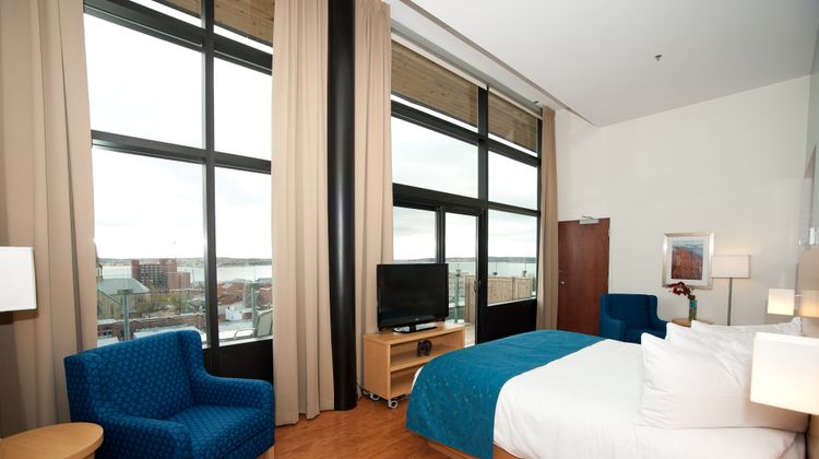 The Holman Grand Hotel Suite