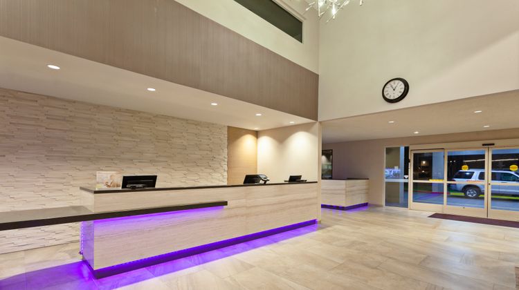Crowne Plaza Silicon Valley N - Union Ci Lobby