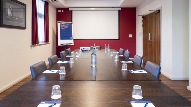 Holiday Inn Express Leicester City Meeting