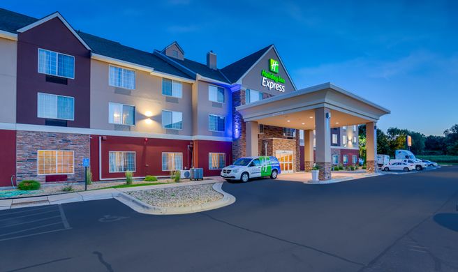 Holiday Inn Express Inver Grove Heights Exterior