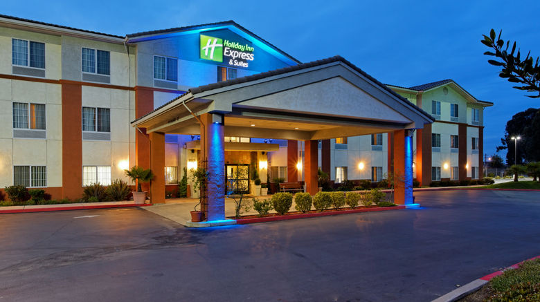Holiday Inn Express Exterior. Images powered by <a href="https://www.leonardoworldwide.com" target="_blank" rel="noopener">Leonardo</a>.