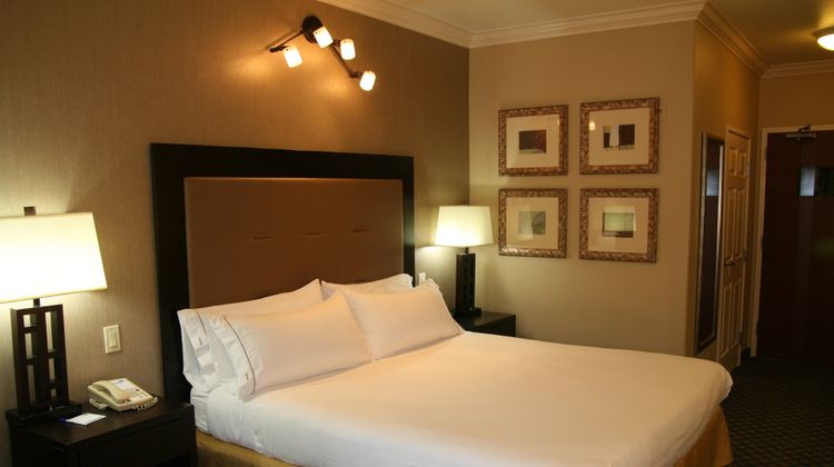 Holiday Inn Express Room