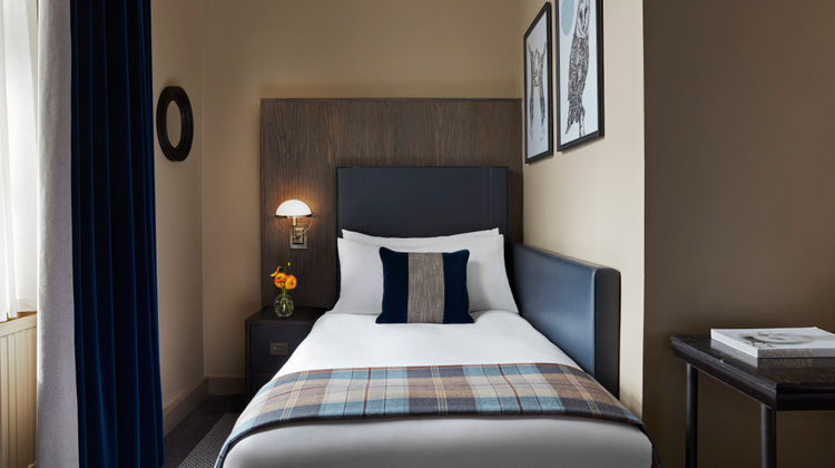 Kimpton Charlotte Square Hotel Room