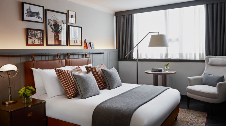 <b>Kimpton Charlotte Square Hotel Room</b>. Images powered by <a href="https://www.leonardoworldwide.com/" title="Leonardo Worldwide" target="_blank">Leonardo</a>.