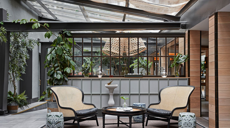 <b>Kimpton Charlotte Square Hotel Lobby</b>. Images powered by <a href="https://www.leonardoworldwide.com/" title="Leonardo Worldwide" target="_blank">Leonardo</a>.