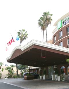 Holiday Inn Express & Suites San Diego S