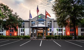 Holiday Inn Express Tampa-Brandon