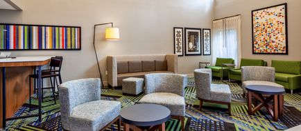 Holiday Inn Express Tampa-Brandon Lobby