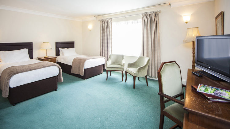 Walnut Tree Hotel Room